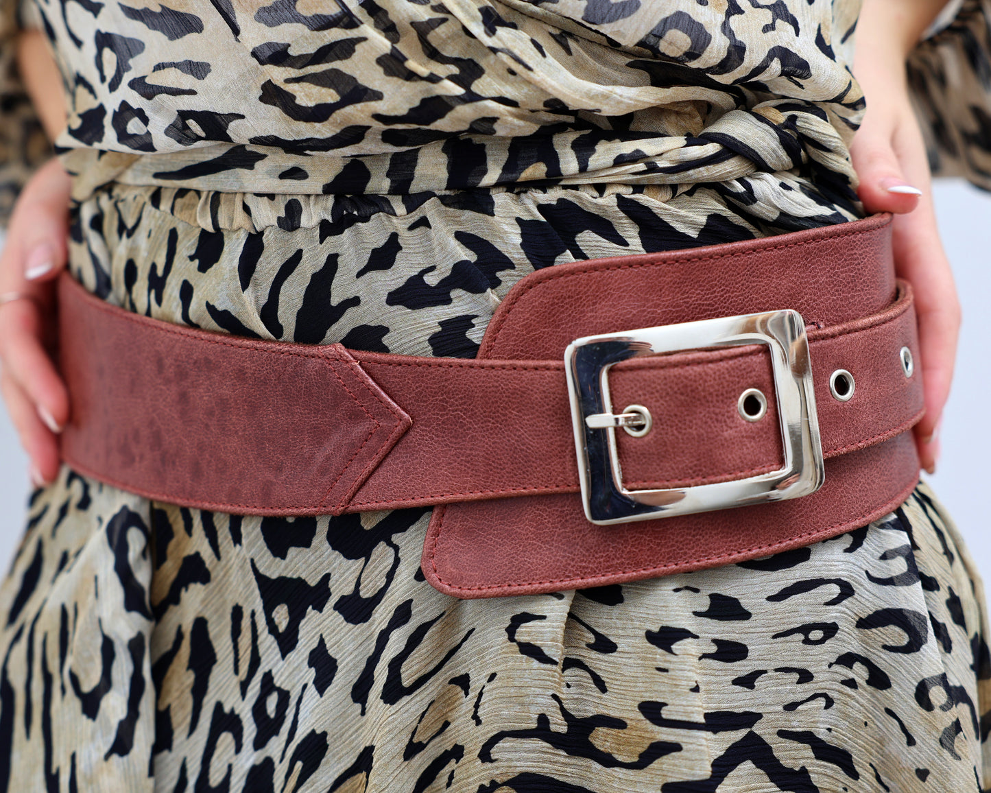 West End Belt in Antique Brown Leather with Square Chrome Buckle