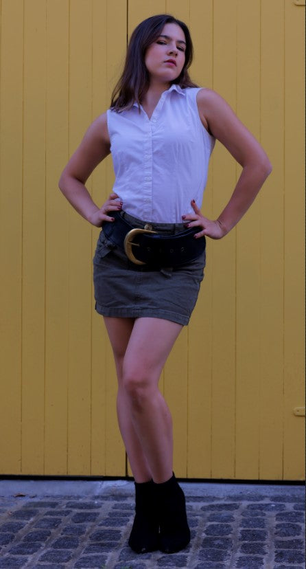 Moon Belt Classic in Black Leather and Brass Buckle