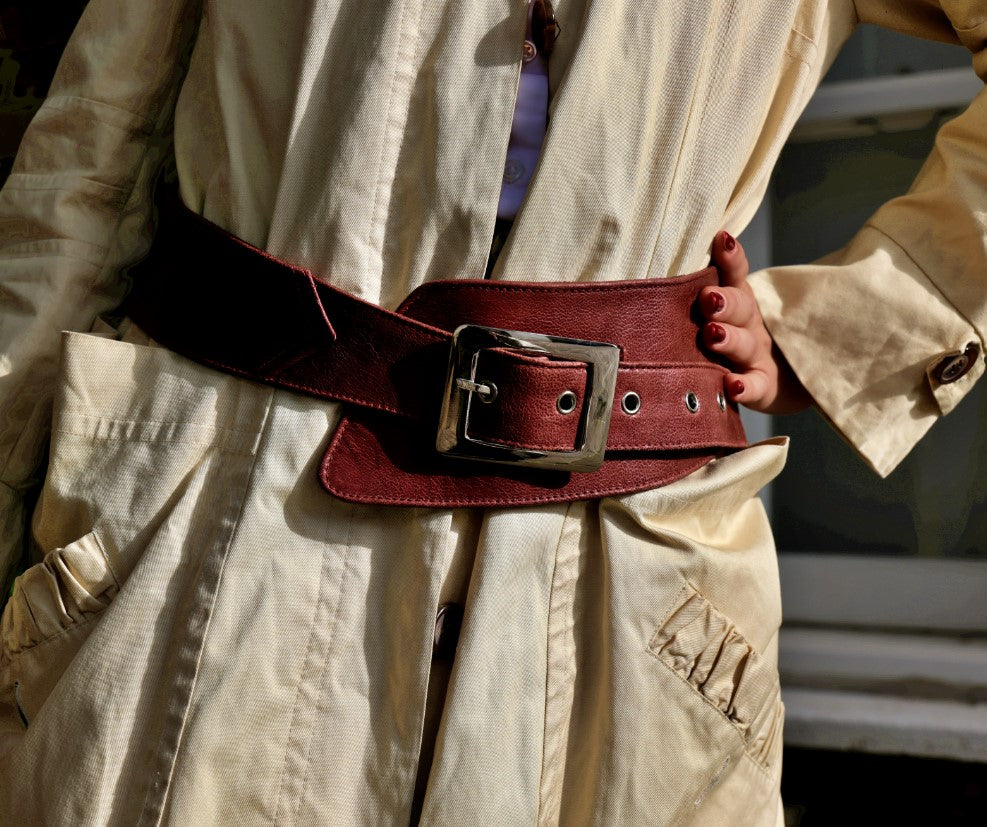 West End Belt in Antique Brown Leather with Square Chrome Buckle