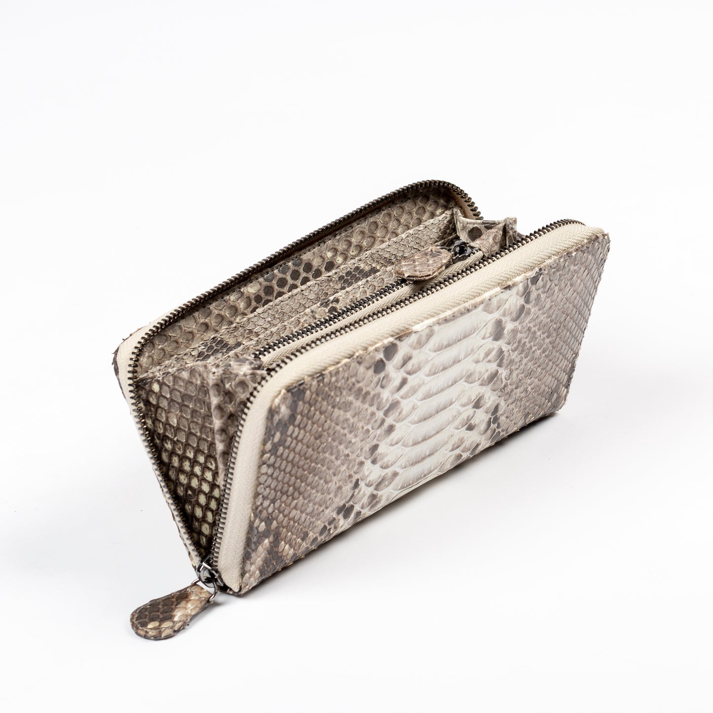 Jocasi Paris Wallet in Natural Python